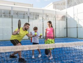 Constructeur court de padelv